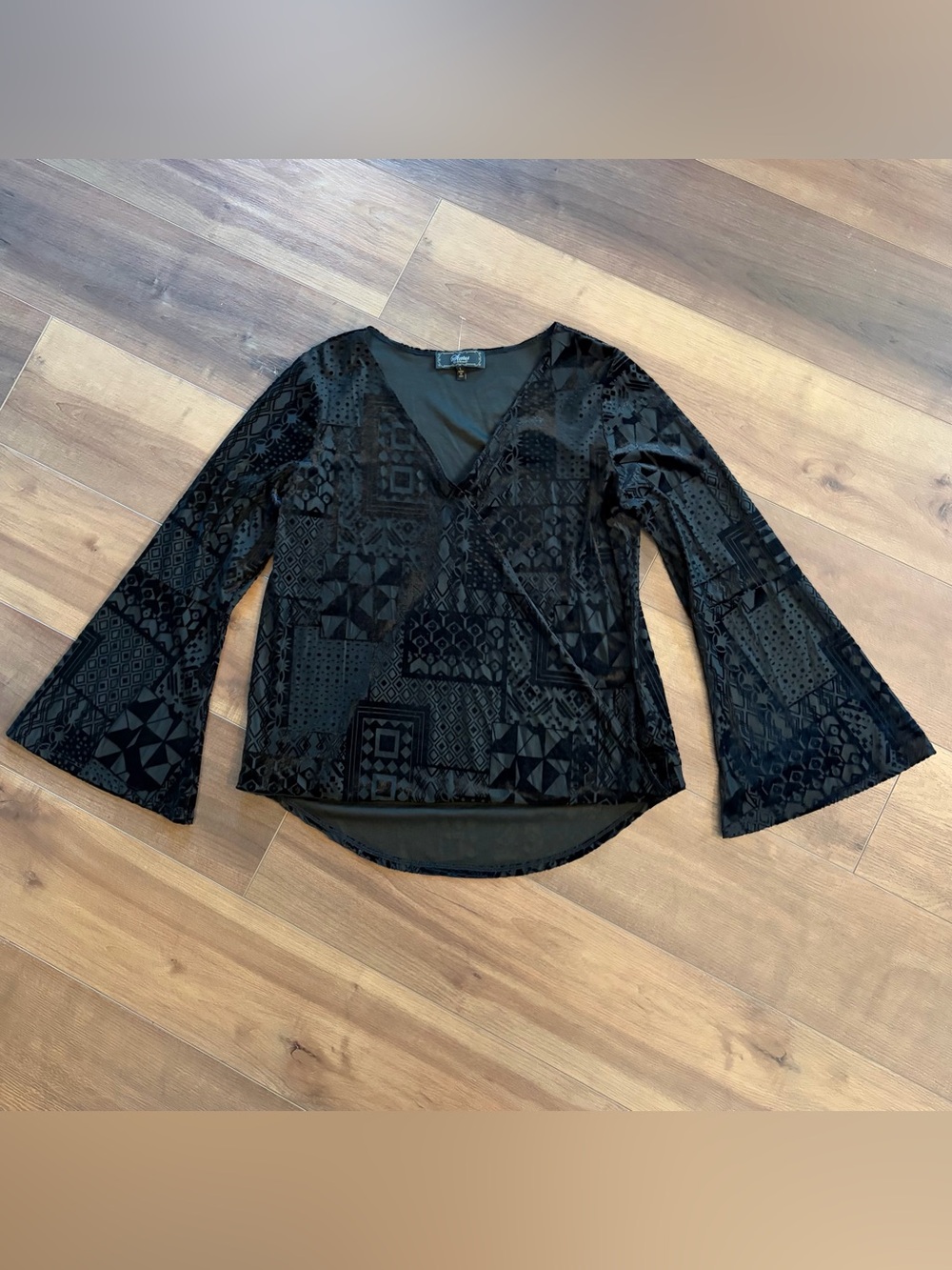 Vintage Y2K Black Velvet Whimsygoth Fairy Bell Sleeve Blouse Womens Size Large